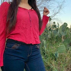 🐞Red sheer express top🐞